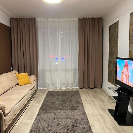 Center Of Chisinau 2 Rooms 外观 照片