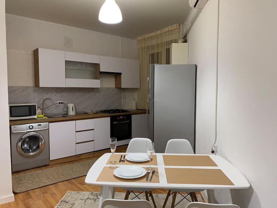 Center Of Chisinau 2 Rooms 外观 照片